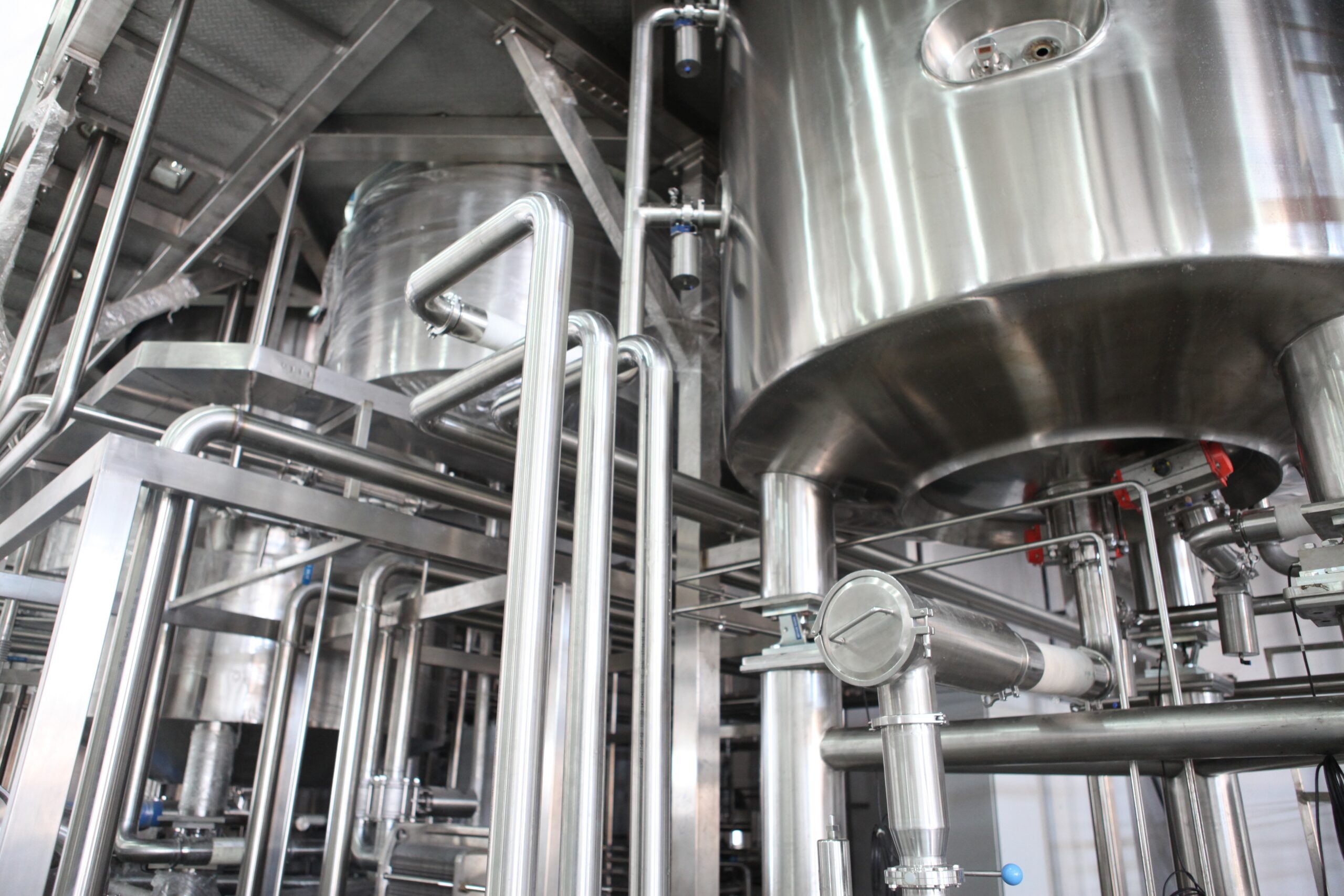 Hygienic pipework and tanks used in food industry and breweries